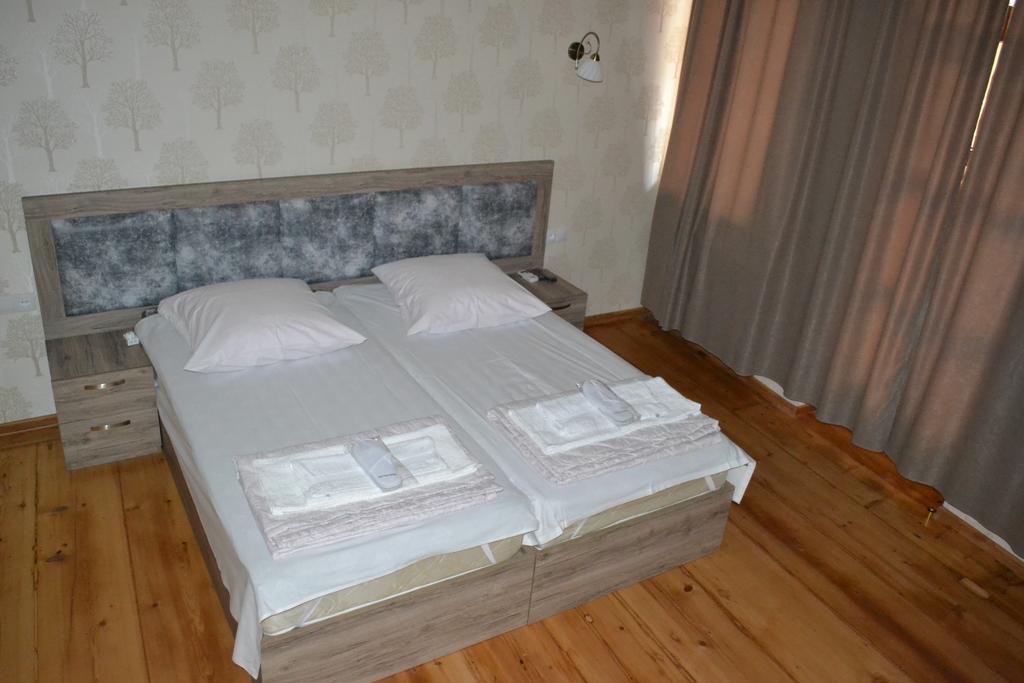 Guest House Rafael Тбілісі Екстер'єр фото