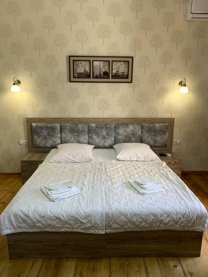 Guest House Rafael Тбілісі Екстер'єр фото